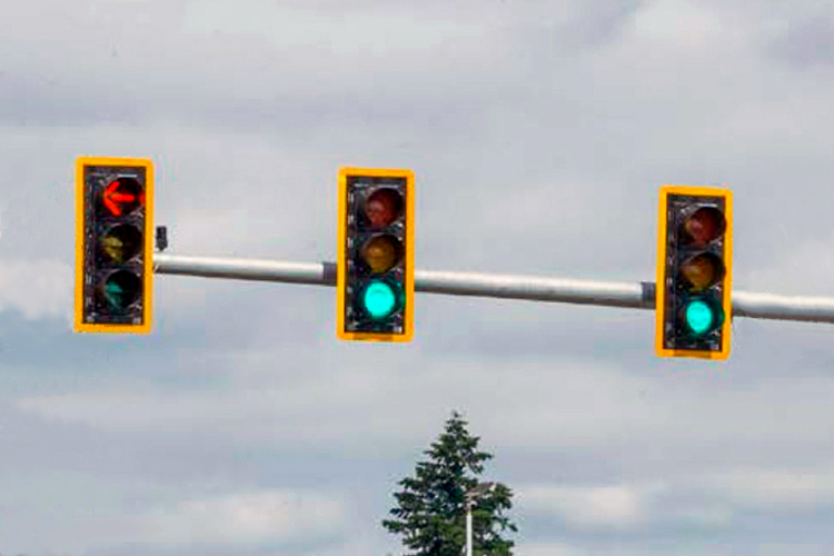 Backplates with Retroreflective Borders: A Key Tool for Safer Intersections
