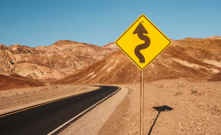 Which Signs Need to Be Assessed for Retroreflectivity and Which Do Not